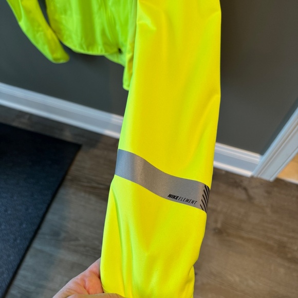 Nike Neon Dri-Fit Full Zip - Picture 7 of 7